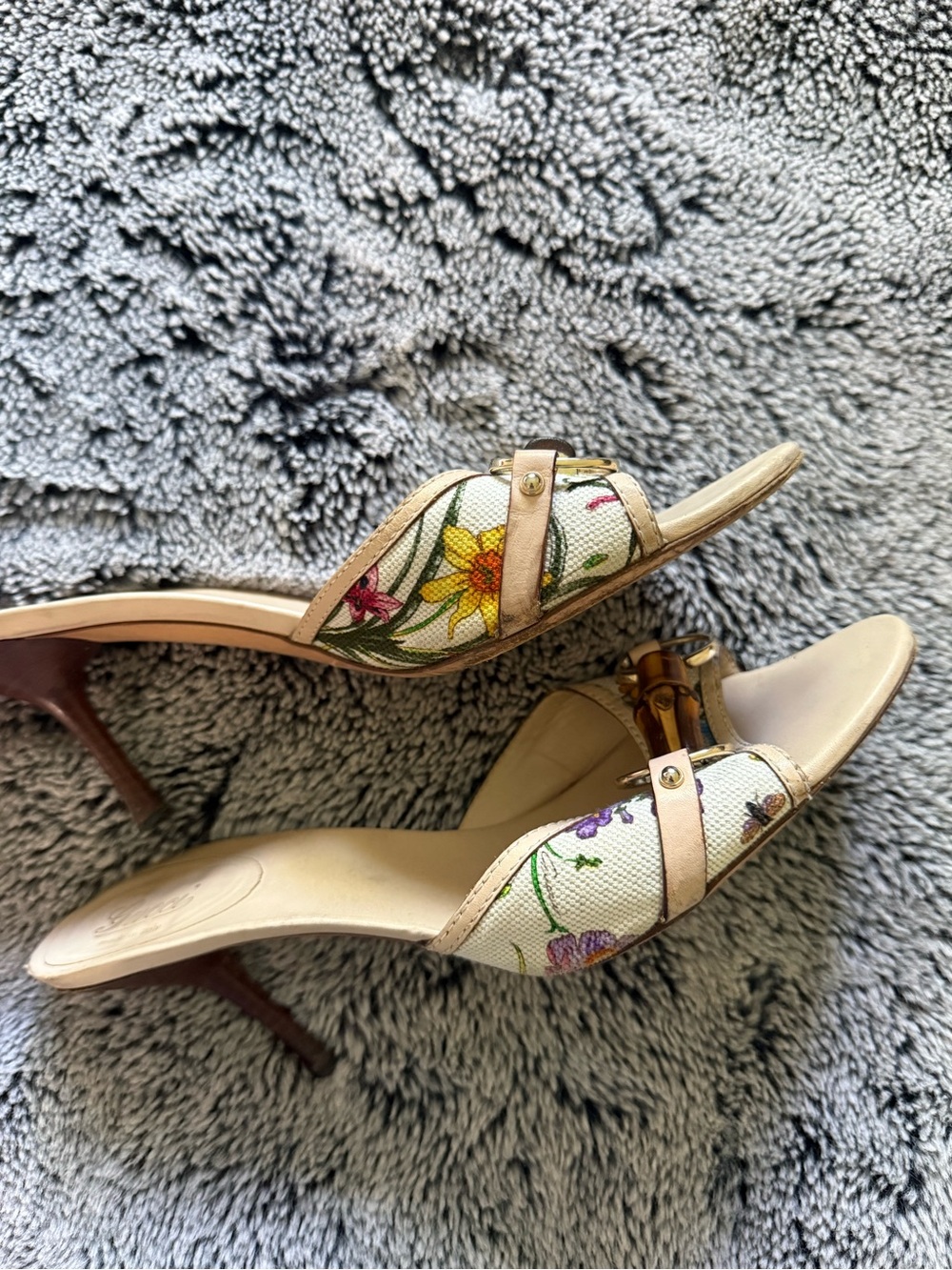 Gucci Floral Bamboo Horsebit Beige Slide Mules - Picture 3 of 5